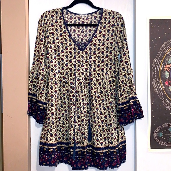En Crème Bohemian Bell Sleeve Floral Long Sleeve Lace-Up Dress Sz S